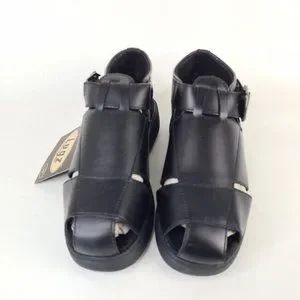 Lugz | Shoes | Lugz River Men Sandals Black Leather  display picture 1